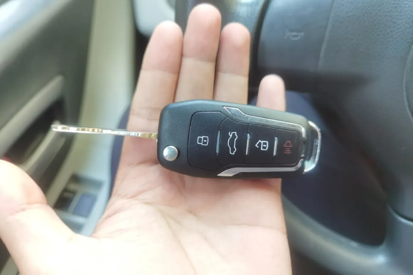 2013 Suzuki Alto 1.0L 71HP L3 4AT,autocango,china used car exporter,china ev exporter,chinese used car exporter,chinese used ev exporter