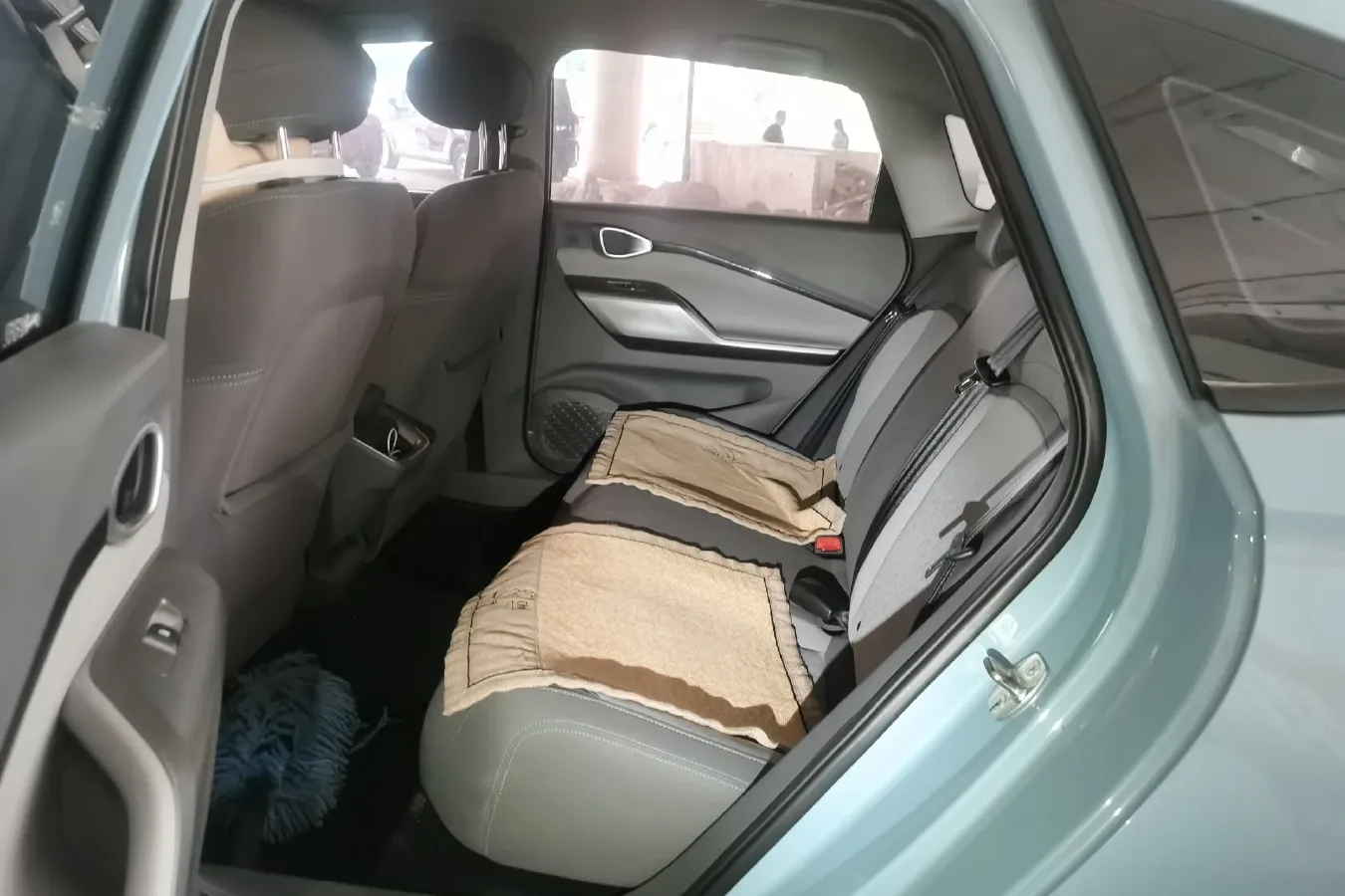 2020 BaoJun RC-5 1.5L 99HP L4 6MT,autocango,china used car exporter,china ev exporter,chinese used car exporter,chinese used ev exporter