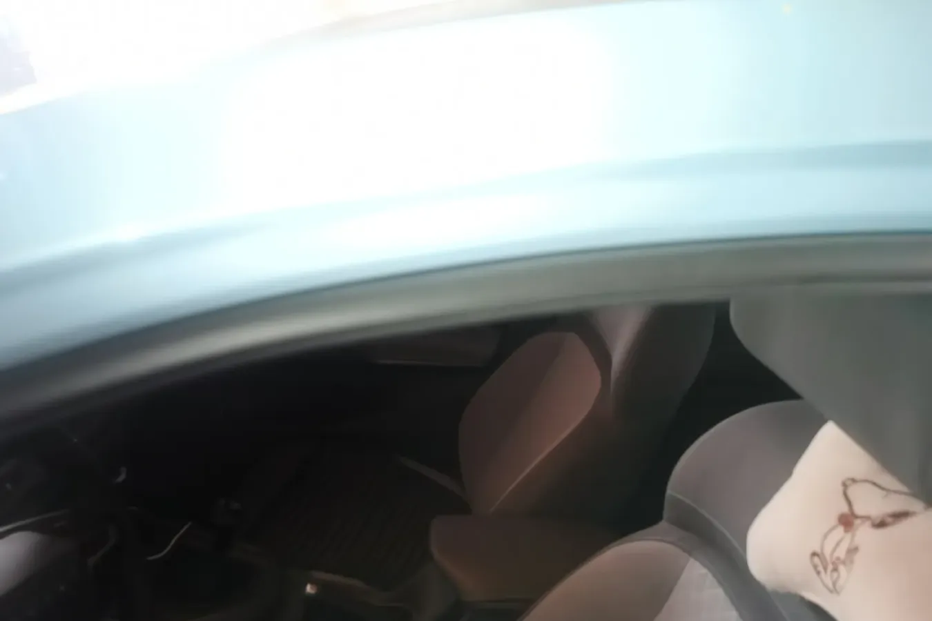 2020 BaoJun RC-5 1.5L 99HP L4 6MT,autocango,china used car exporter,china ev exporter,chinese used car exporter,chinese used ev exporter