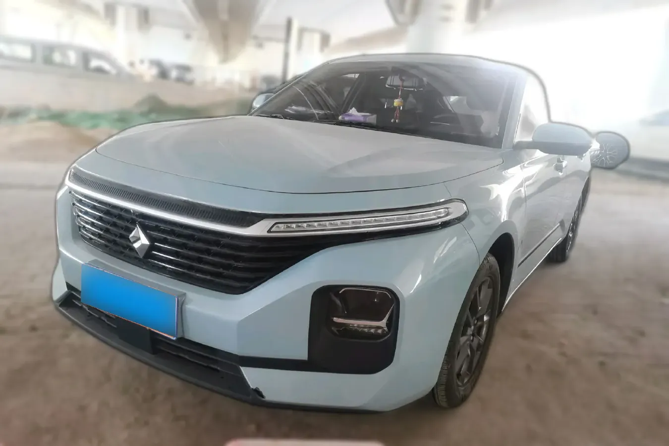 2020 BaoJun RC-5 1.5L 99HP L4 6MT,autocango,china used car exporter,china ev exporter,chinese used car exporter,chinese used ev exporter