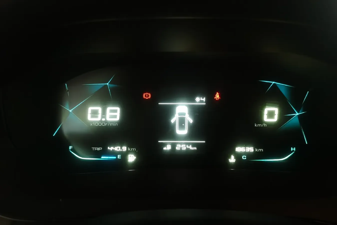 2020 BaoJun RC-5 1.5L 99HP L4 6MT,autocango,china used car exporter,china ev exporter,chinese used car exporter,chinese used ev exporter