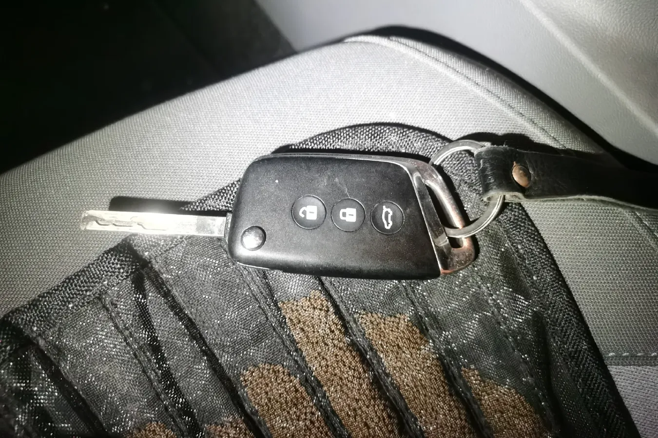 2020 BaoJun RC-5 1.5L 99HP L4 6MT,autocango,china used car exporter,china ev exporter,chinese used car exporter,chinese used ev exporter