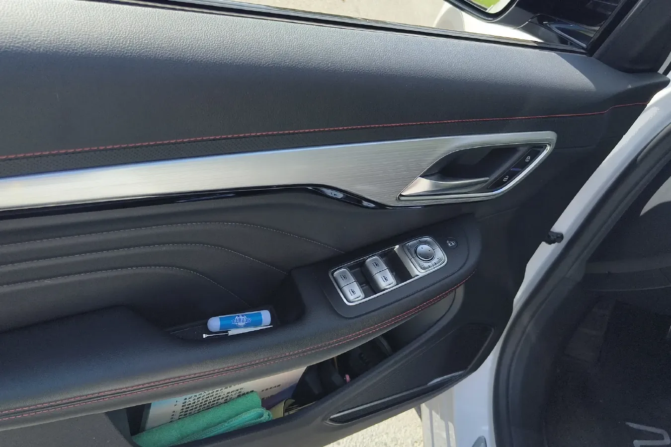 2021 Rising Auto MARVEL R 2AT BEV 69.9KWH,autocango,china used car exporter,china ev exporter,chinese used car exporter,chinese used ev exporter