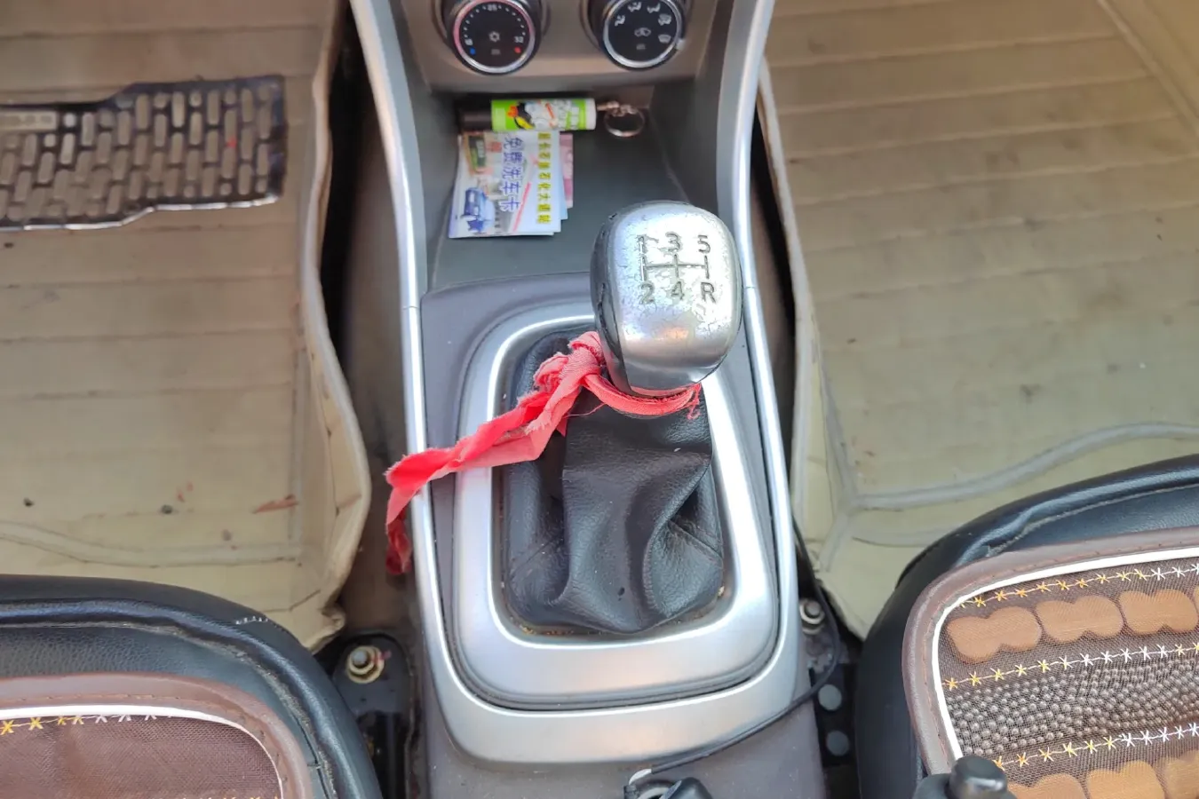 2013 Youngman Lotus L3 1.5L 106HP L4 5MT,autocango,china used car exporter,china ev exporter,chinese used car exporter,chinese used ev exporter