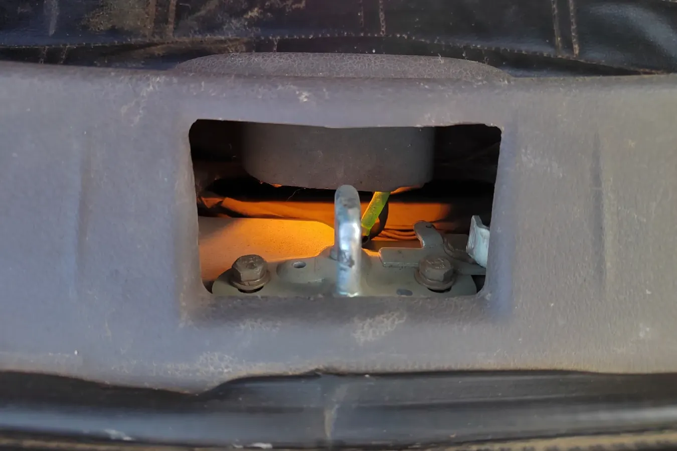 2013 Youngman Lotus L3 1.5L 106HP L4 5MT,autocango,china used car exporter,china ev exporter,chinese used car exporter,chinese used ev exporter