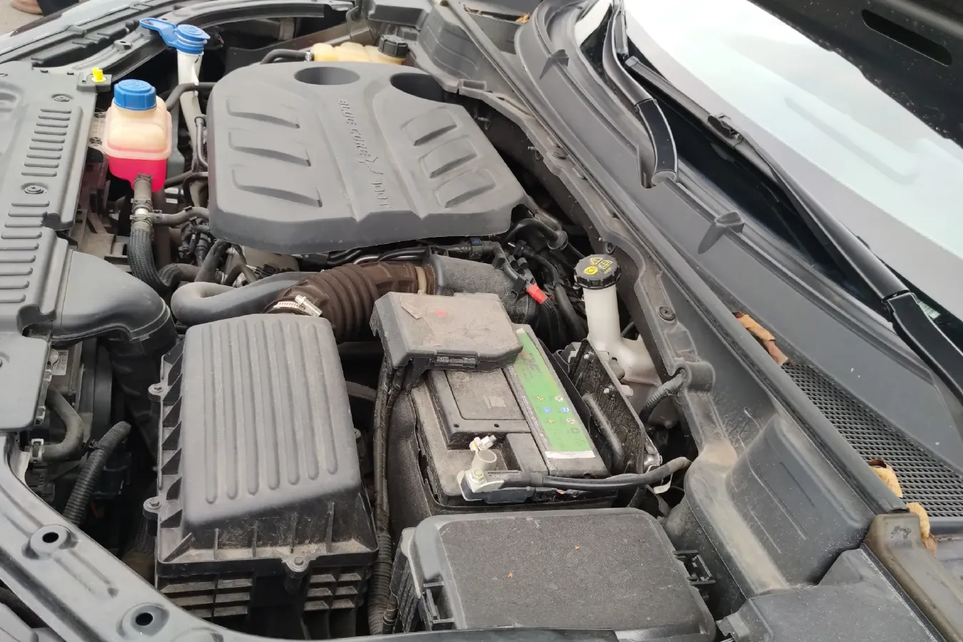 2020 ChangAn UNI-T 1.5T 180HP L4 7DCT,autocango,china used car exporter,china ev exporter,chinese used car exporter,chinese used ev exporter