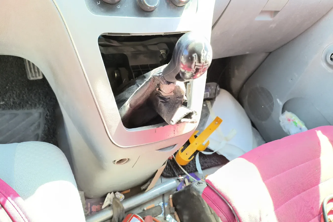 2013 GAC Gonow XingLang 1.3L 99HP L4 5MT,autocango,china used car exporter,china ev exporter,chinese used car exporter,chinese used ev exporter