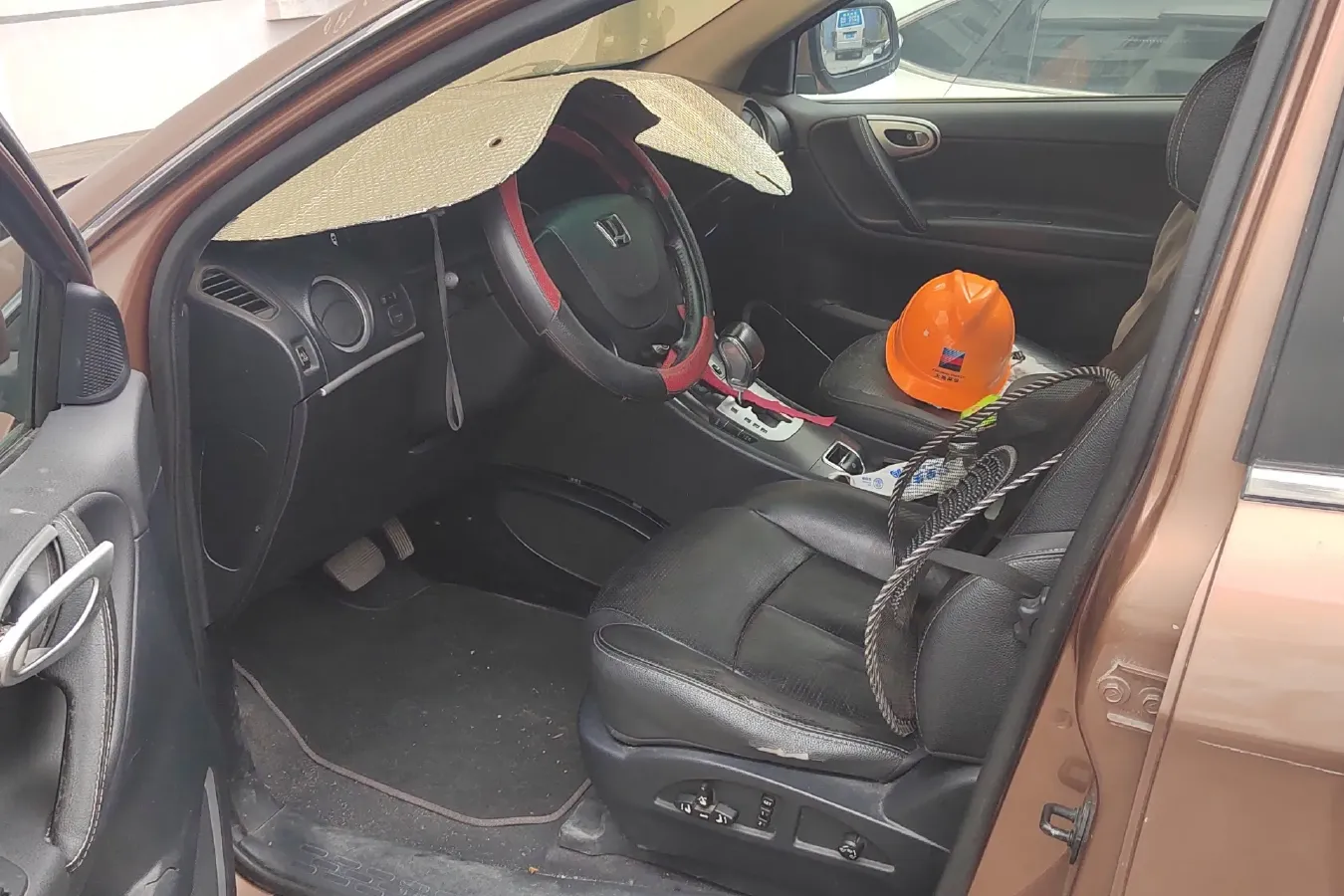 2011 Luxgen Grand7 SUV 2.2T 178HP L4 5AT,autocango,china used car exporter,china ev exporter,chinese used car exporter,chinese used ev exporter