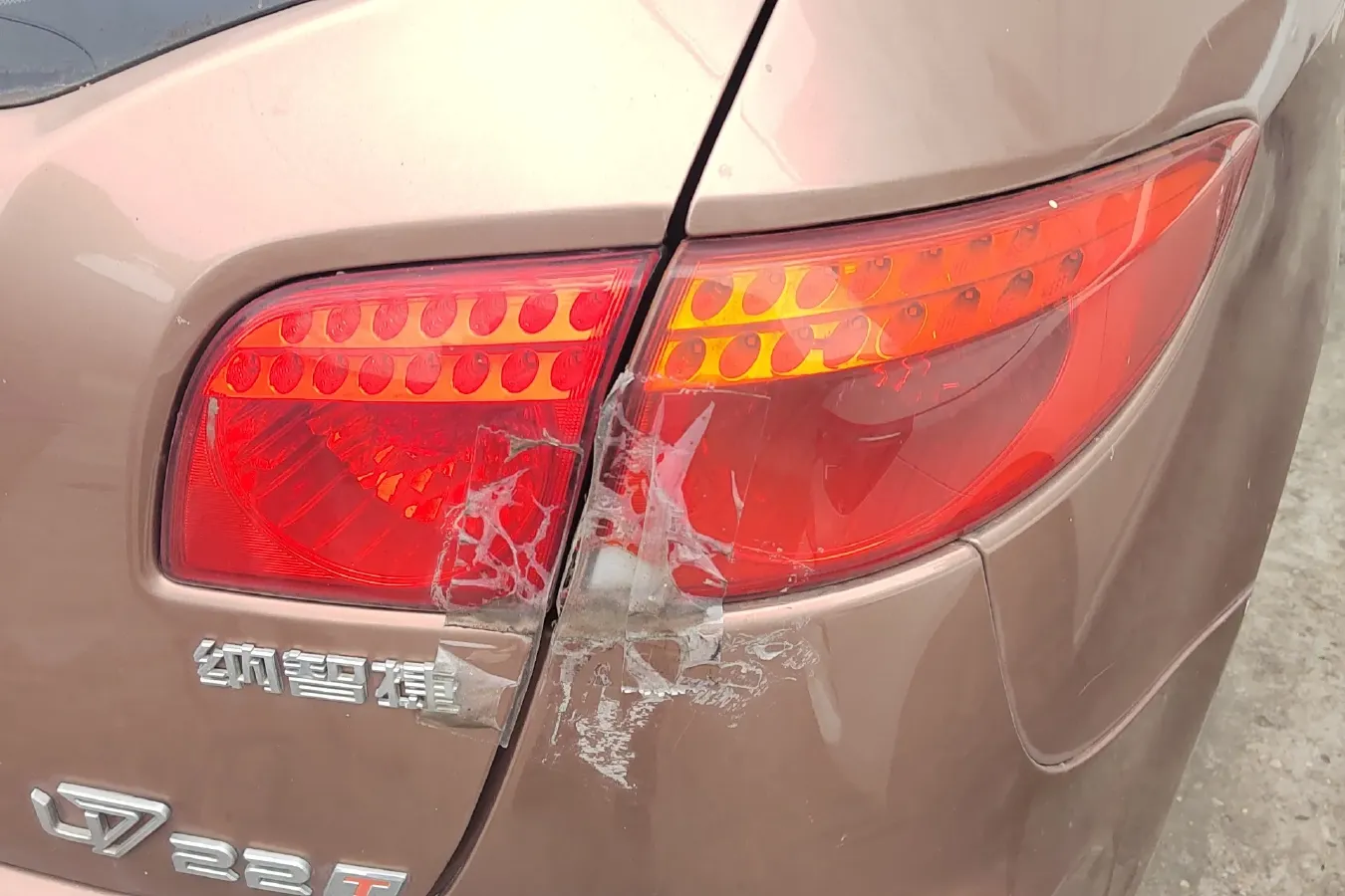 2011 Luxgen Grand7 SUV 2.2T 178HP L4 5AT,autocango,china used car exporter,china ev exporter,chinese used car exporter,chinese used ev exporter