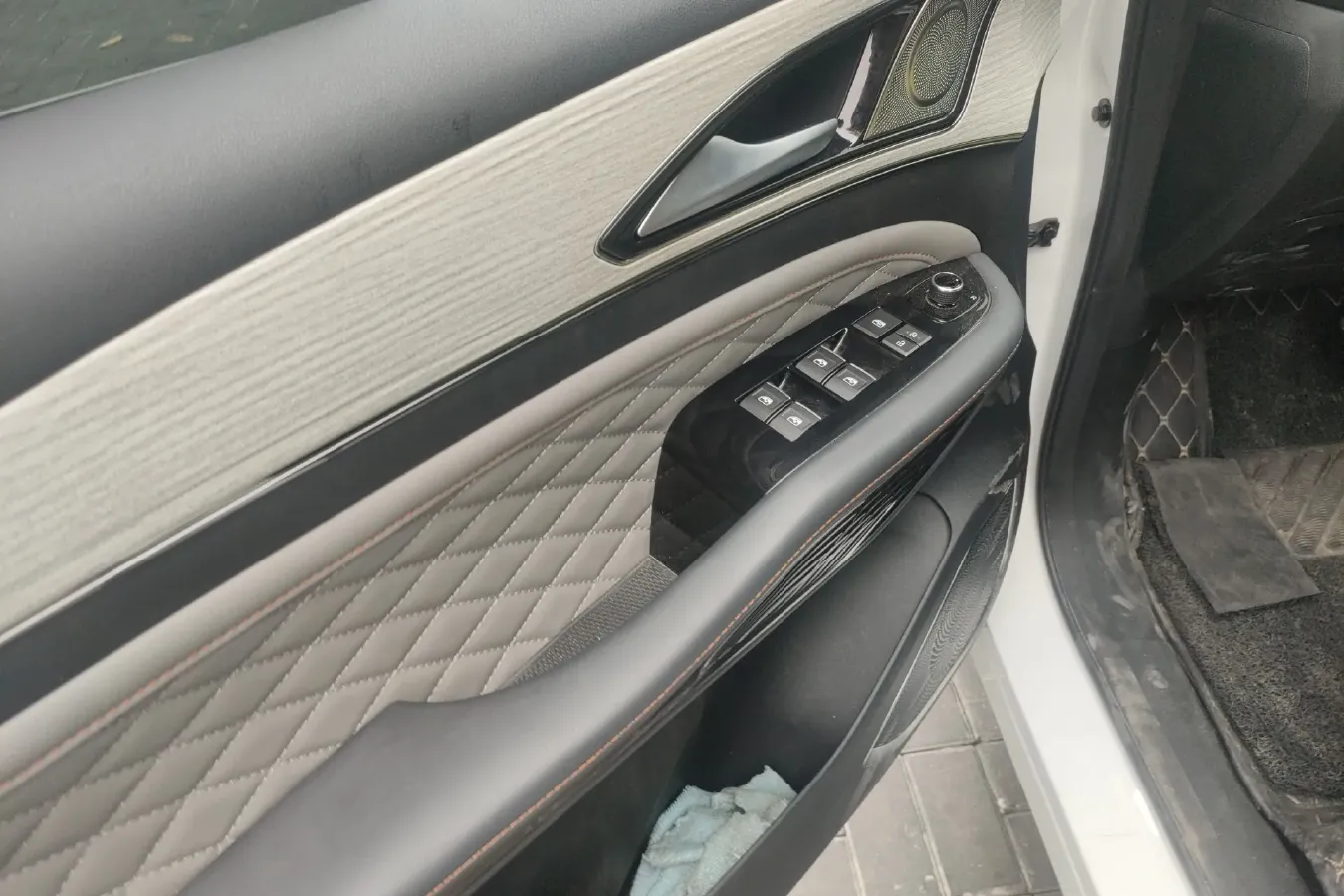 2022 DongFeng Forthing Yacht 1.5T 197HP L4 7DCT,autocango,china used car exporter,china ev exporter,chinese used car exporter,chinese used ev exporter