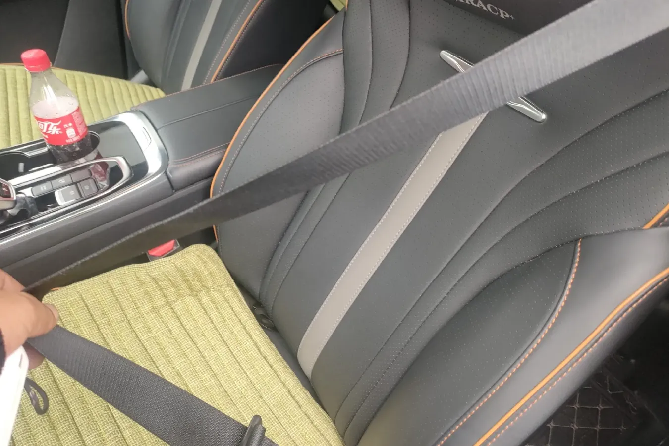 2022 DongFeng Forthing Yacht 1.5T 197HP L4 7DCT,autocango,china used car exporter,china ev exporter,chinese used car exporter,chinese used ev exporter