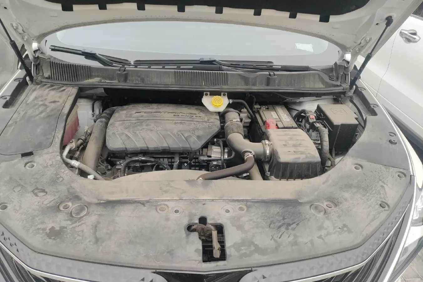 2022 DongFeng Forthing Yacht 1.5T 197HP L4 7DCT,autocango,china used car exporter,china ev exporter,chinese used car exporter,chinese used ev exporter