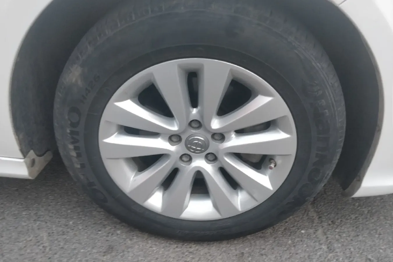 2014 Brilliance Auto H530 1.6L 118HP L4 5MT,autocango,china used car exporter,china ev exporter,chinese used car exporter,chinese used ev exporter