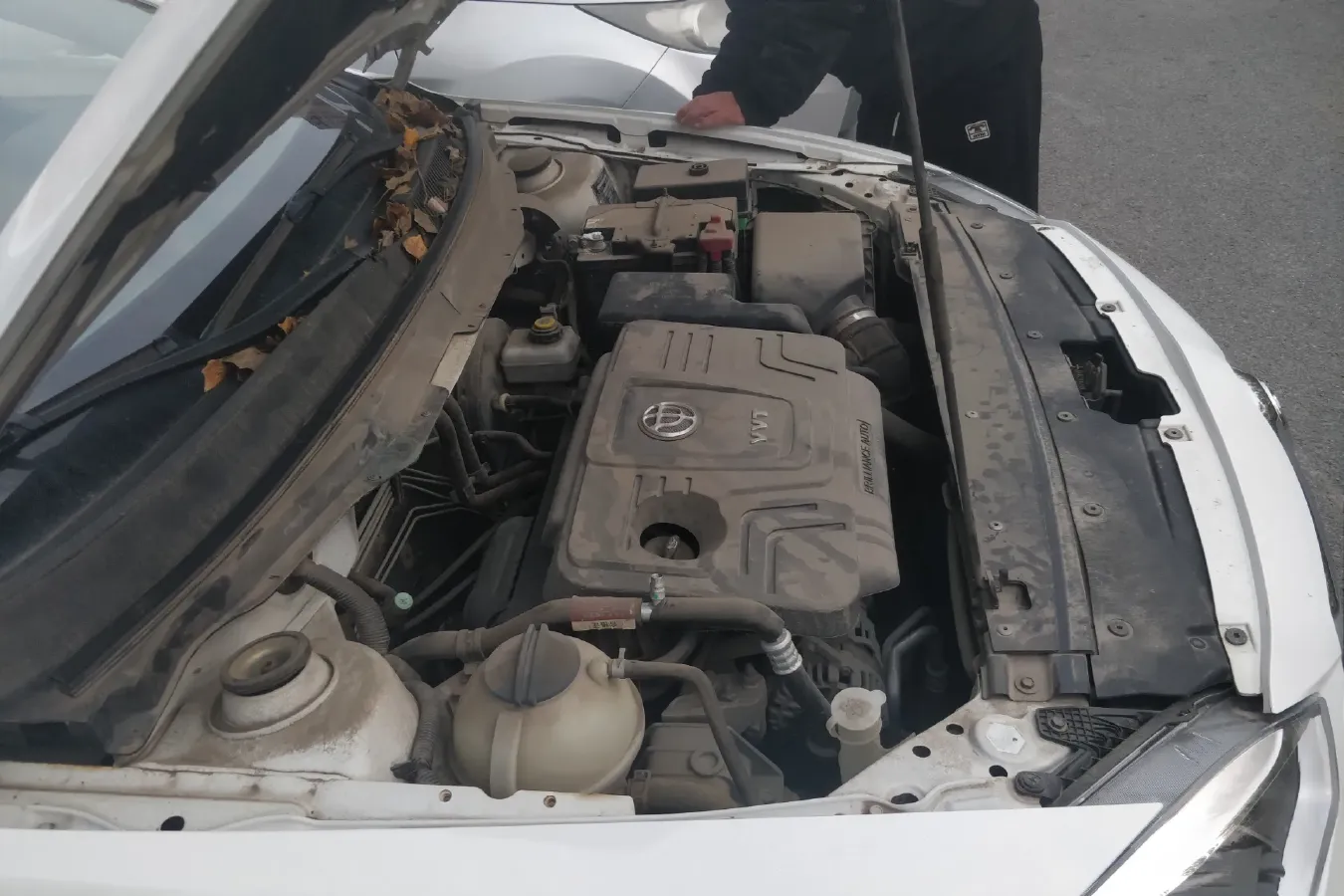 2014 Brilliance Auto H530 1.6L 118HP L4 5MT,autocango,china used car exporter,china ev exporter,chinese used car exporter,chinese used ev exporter