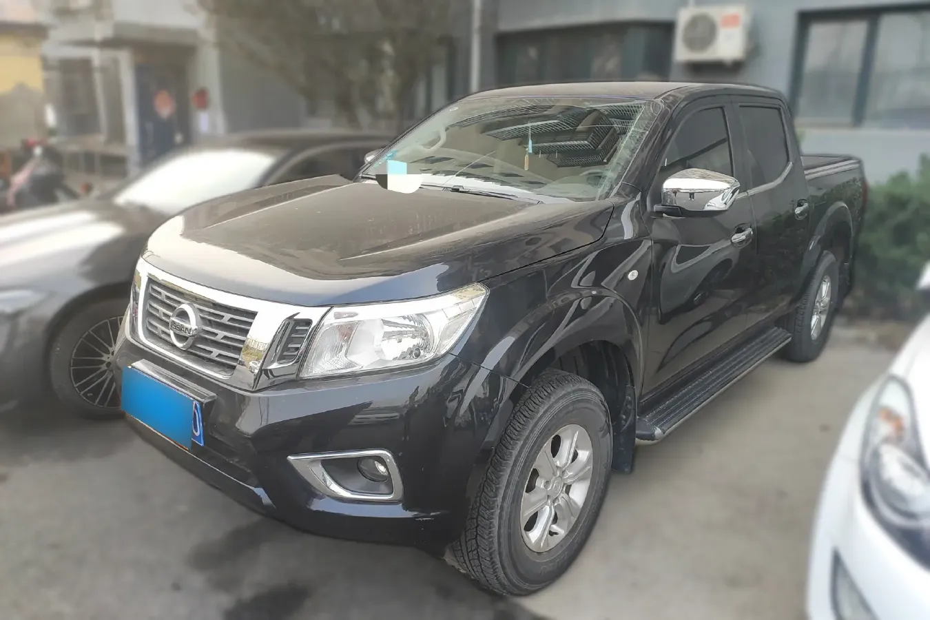 2017 Nissan Navara 2.5L 184HP L4 7AT,autocango,china used car exporter,china ev exporter,chinese used car exporter,chinese used ev exporter