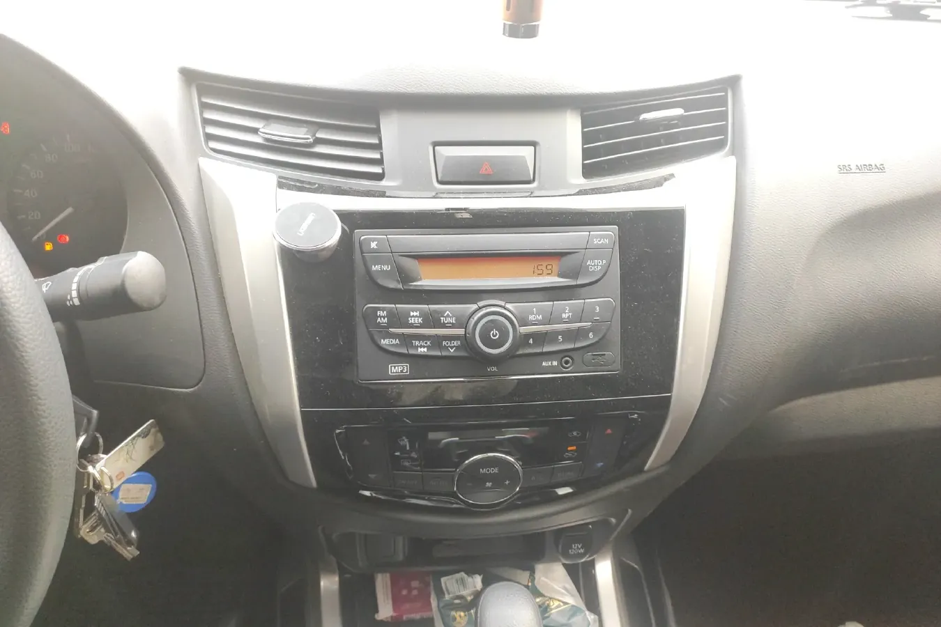 2017 Nissan Navara 2.5L 184HP L4 7AT,autocango,china used car exporter,china ev exporter,chinese used car exporter,chinese used ev exporter