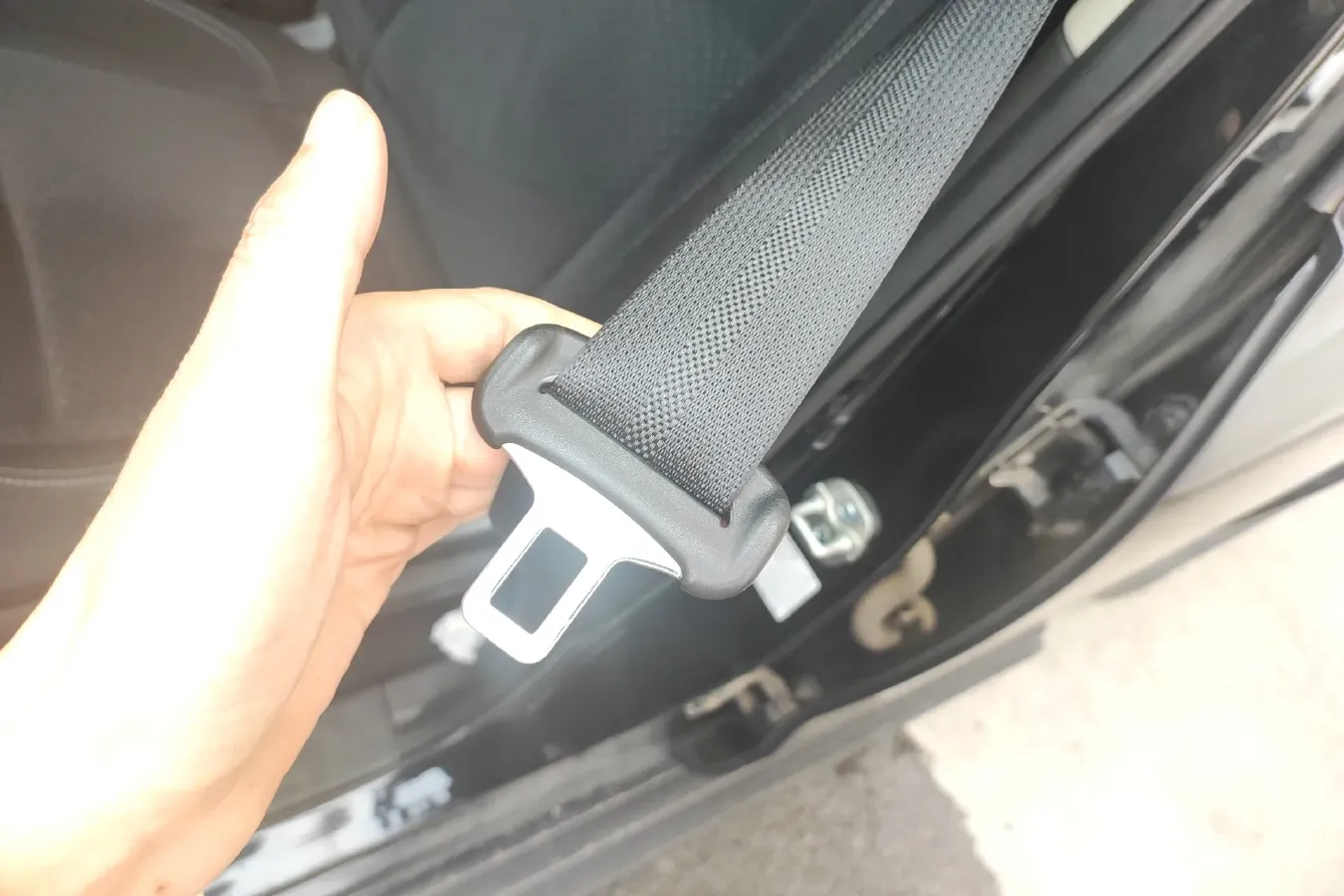 2017 Nissan Navara 2.5L 184HP L4 7AT,autocango,china used car exporter,china ev exporter,chinese used car exporter,chinese used ev exporter