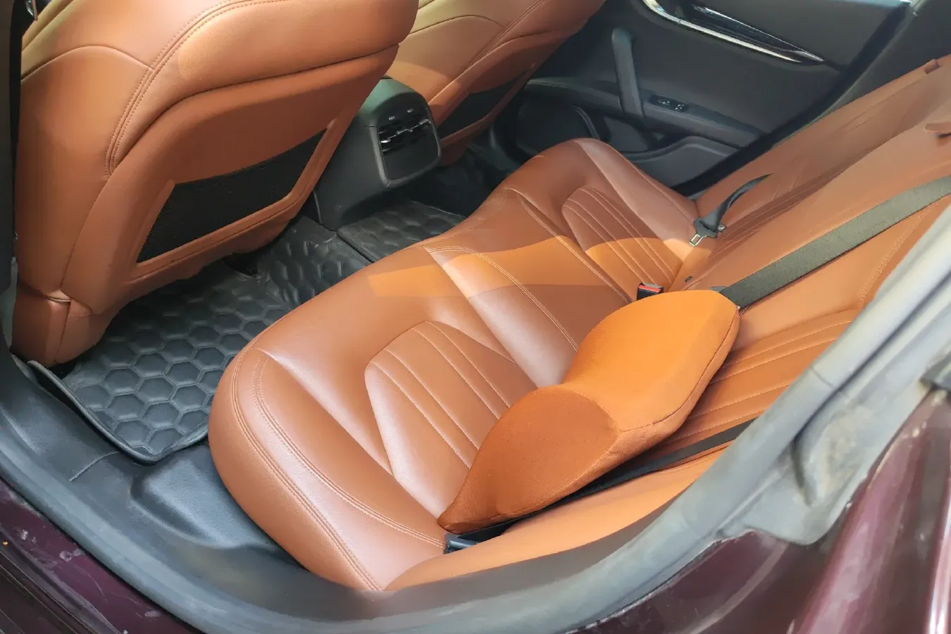 2014 Maserati Ghibli 3.0T 330HP V6 8AT,autocango,china used car exporter,china ev exporter,chinese used car exporter,chinese used ev exporter