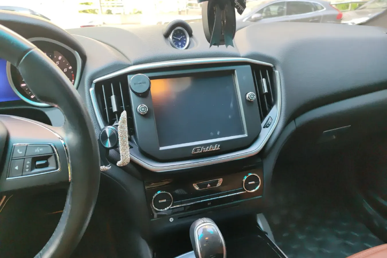 2014 Maserati Ghibli 3.0T 330HP V6 8AT,autocango,china used car exporter,china ev exporter,chinese used car exporter,chinese used ev exporter