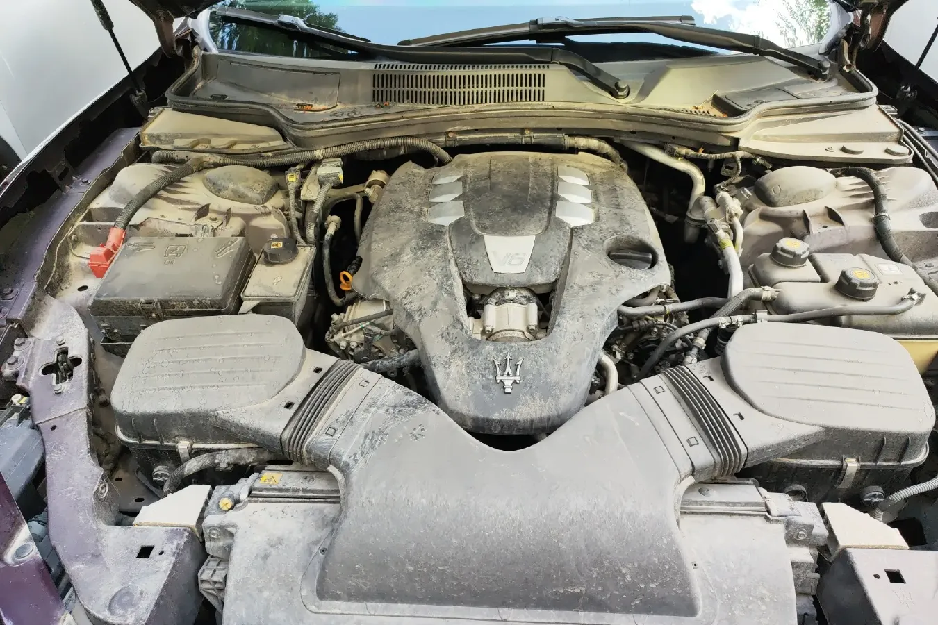 2014 Maserati Ghibli 3.0T 330HP V6 8AT,autocango,china used car exporter,china ev exporter,chinese used car exporter,chinese used ev exporter