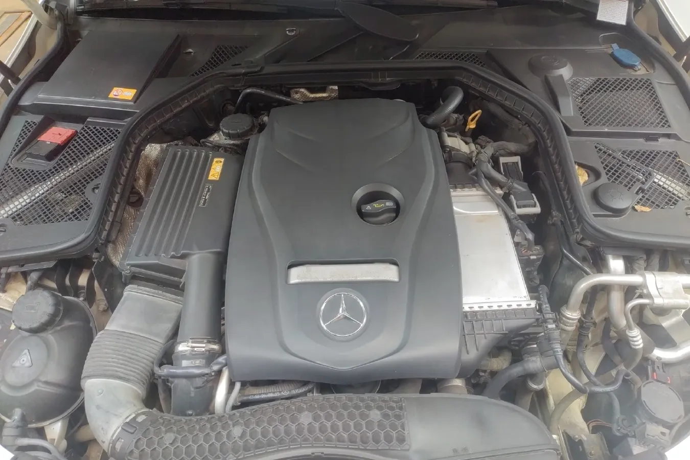 2015 Mercedes-Benz C Class 2.0T 184HP L4 7AT,autocango,china used car exporter,china ev exporter,chinese used car exporter,chinese used ev exporter