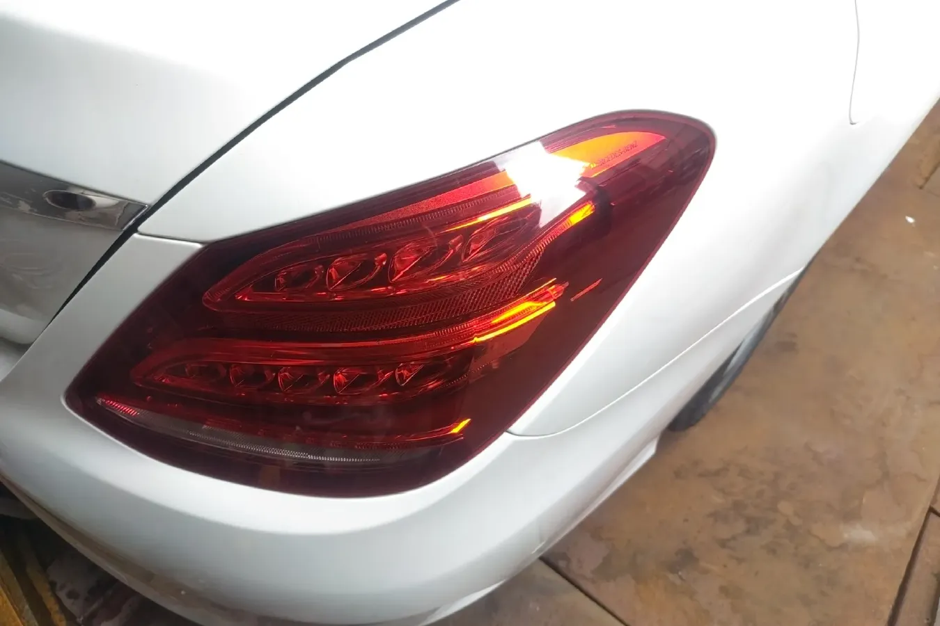 2015 Mercedes-Benz C Class 2.0T 184HP L4 7AT,autocango,china used car exporter,china ev exporter,chinese used car exporter,chinese used ev exporter