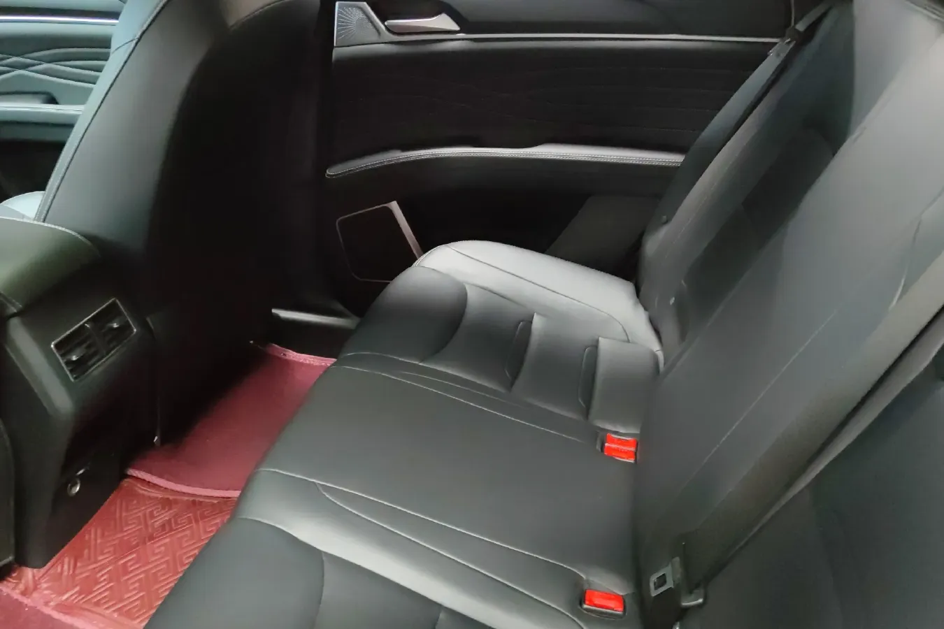 2022 DongFeng Fengon Fengon ix5 1.5T 150HP L4 CVT,autocango,china used car exporter,china ev exporter,chinese used car exporter,chinese used ev exporter