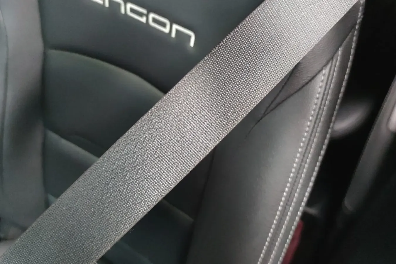 2022 DongFeng Fengon Fengon ix5 1.5T 150HP L4 CVT,autocango,china used car exporter,china ev exporter,chinese used car exporter,chinese used ev exporter