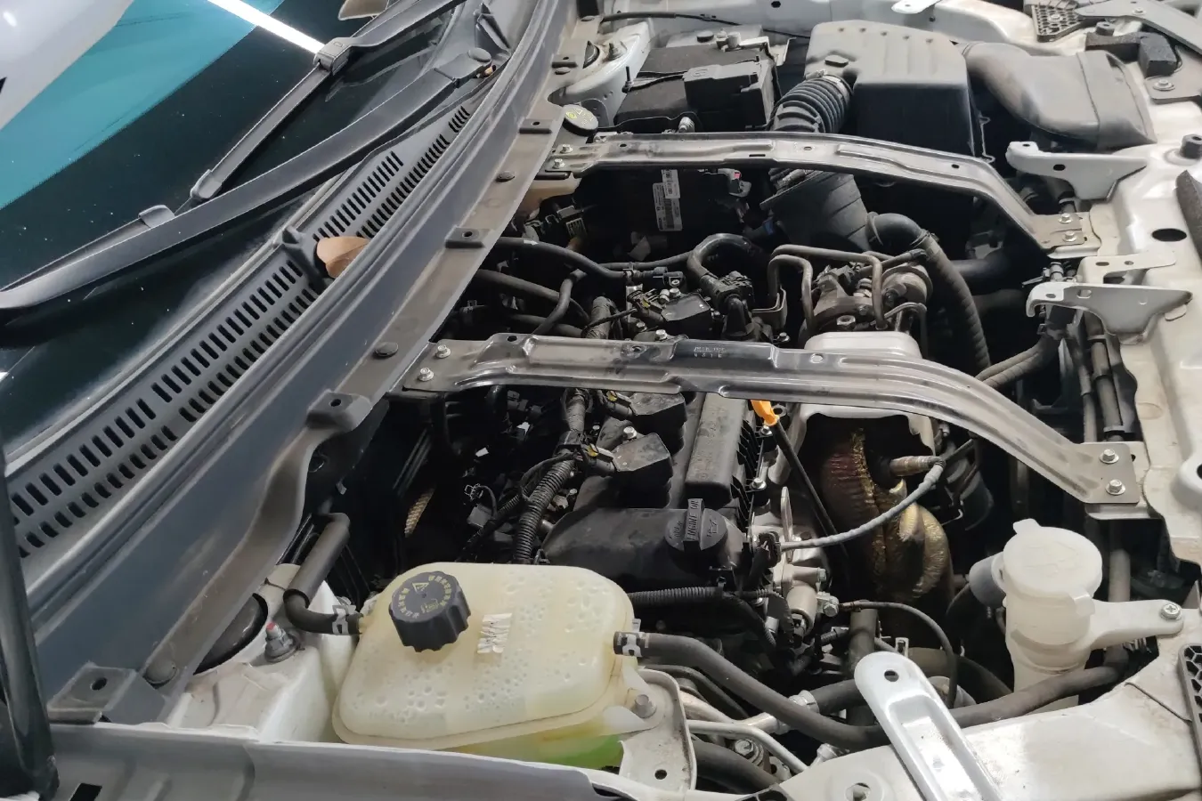 2022 DongFeng Fengon Fengon ix5 1.5T 150HP L4 CVT,autocango,china used car exporter,china ev exporter,chinese used car exporter,chinese used ev exporter