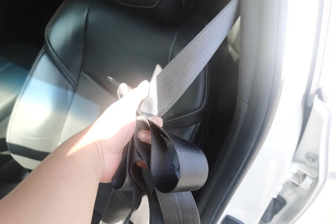 2014 Cadillac ATS 2.0T 276HP L4 6AT,autocango,china used car exporter,china ev exporter,chinese used car exporter,chinese used ev exporter