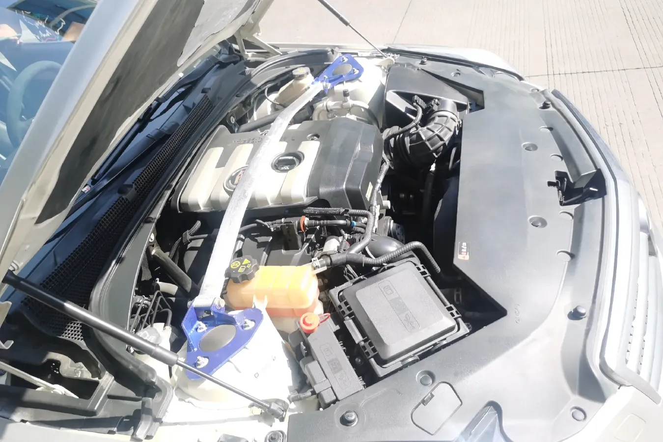 2014 Cadillac ATS 2.0T 276HP L4 6AT,autocango,china used car exporter,china ev exporter,chinese used car exporter,chinese used ev exporter