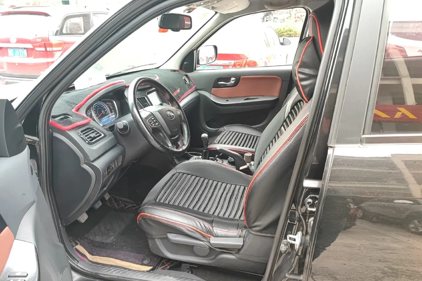 2013 HaiMa S7 2.0L 150HP L4 5MT,autocango,china used car exporter,china ev exporter,chinese used car exporter,chinese used ev exporter