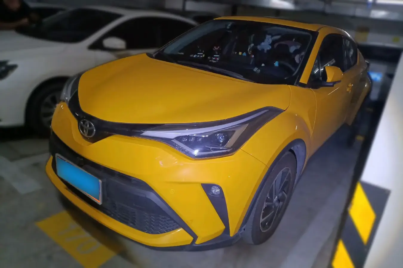 2021 Toyota C-HR 2.0L 171HP L4 CVT