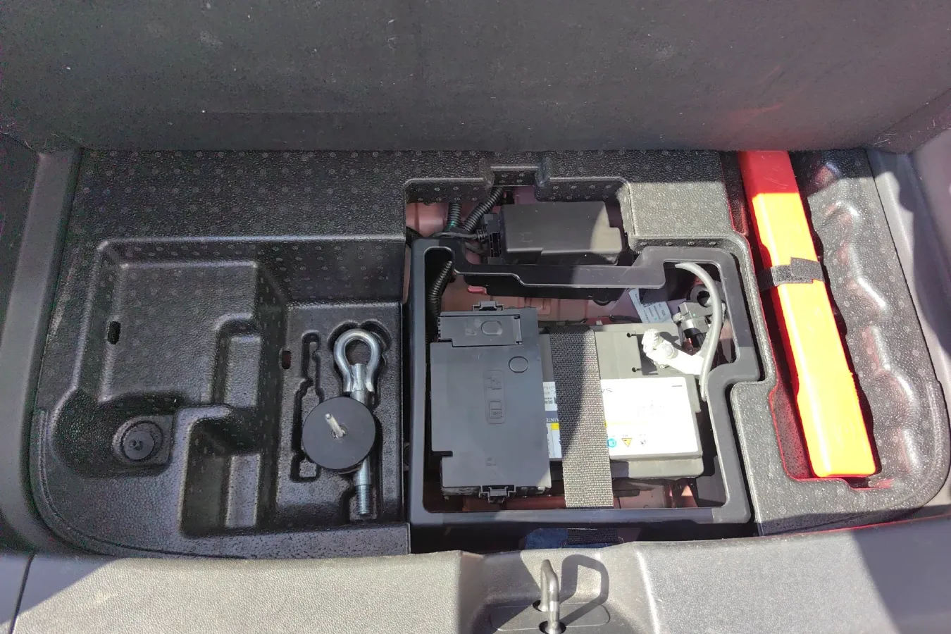 2017 Buick Velite 5 Range Extended 106HP E-CVT REEV 18KWH,autocango,china used car exporter,china ev exporter,chinese used car exporter,chinese used ev exporter