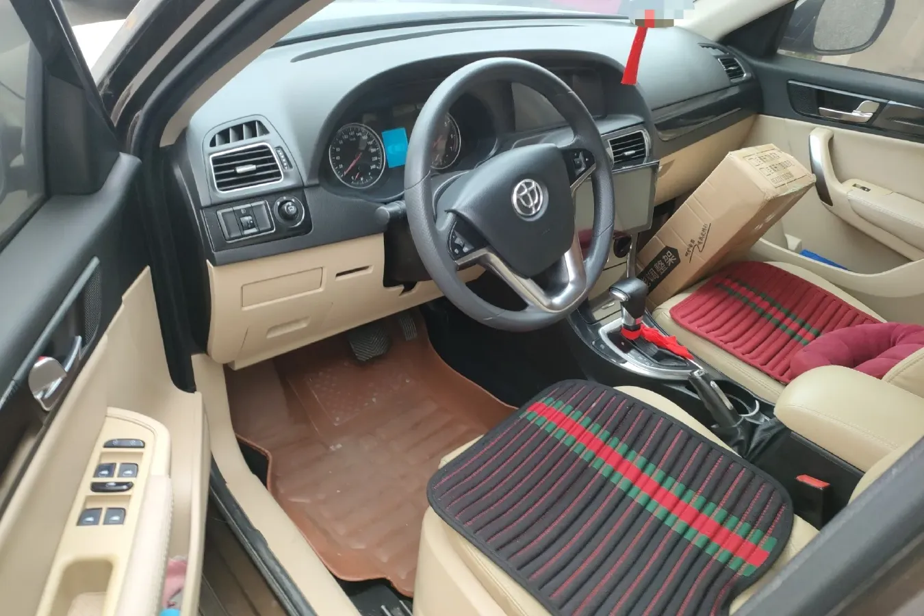 2012 Brilliance Auto V5 1.6L 118HP L4 5AT,autocango,china used car exporter,china ev exporter,chinese used car exporter,chinese used ev exporter