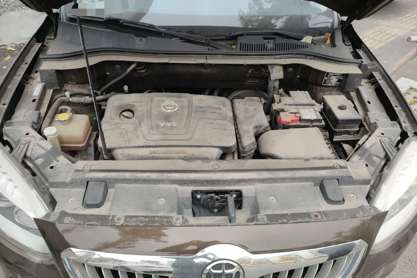 2012 Brilliance Auto V5 1.6L 118HP L4 5AT,autocango,china used car exporter,china ev exporter,chinese used car exporter,chinese used ev exporter