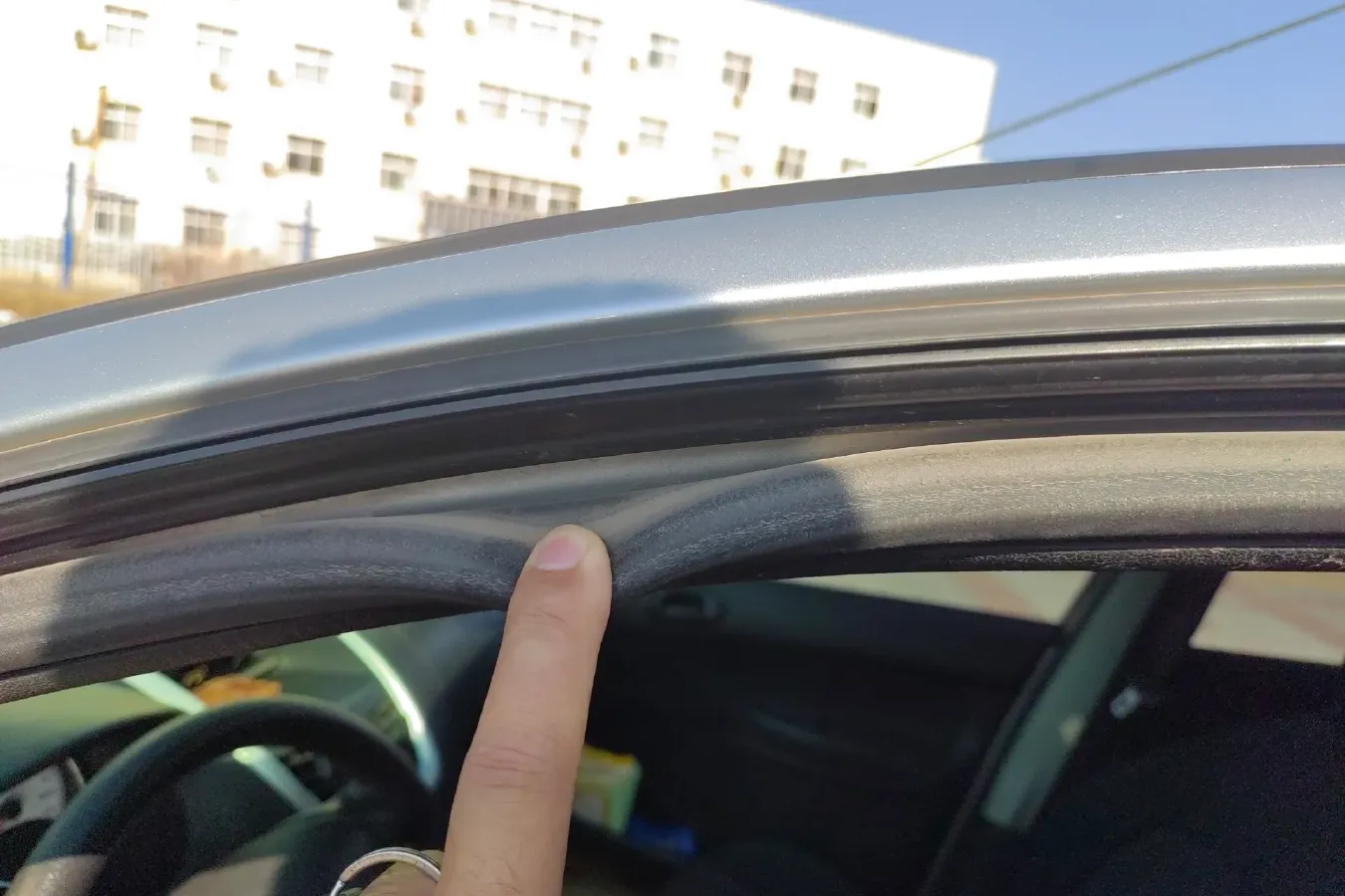 2011 Peugeot 207 1.4L 76HP L4 5MT,autocango,china used car exporter,china ev exporter,chinese used car exporter,chinese used ev exporter