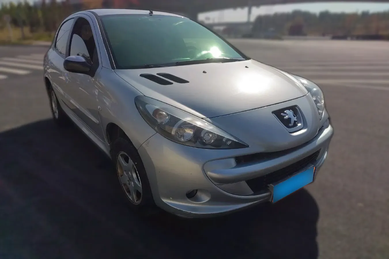 2011 Peugeot 207 1.4L 76HP L4 5MT,autocango,china used car exporter,china ev exporter,chinese used car exporter,chinese used ev exporter