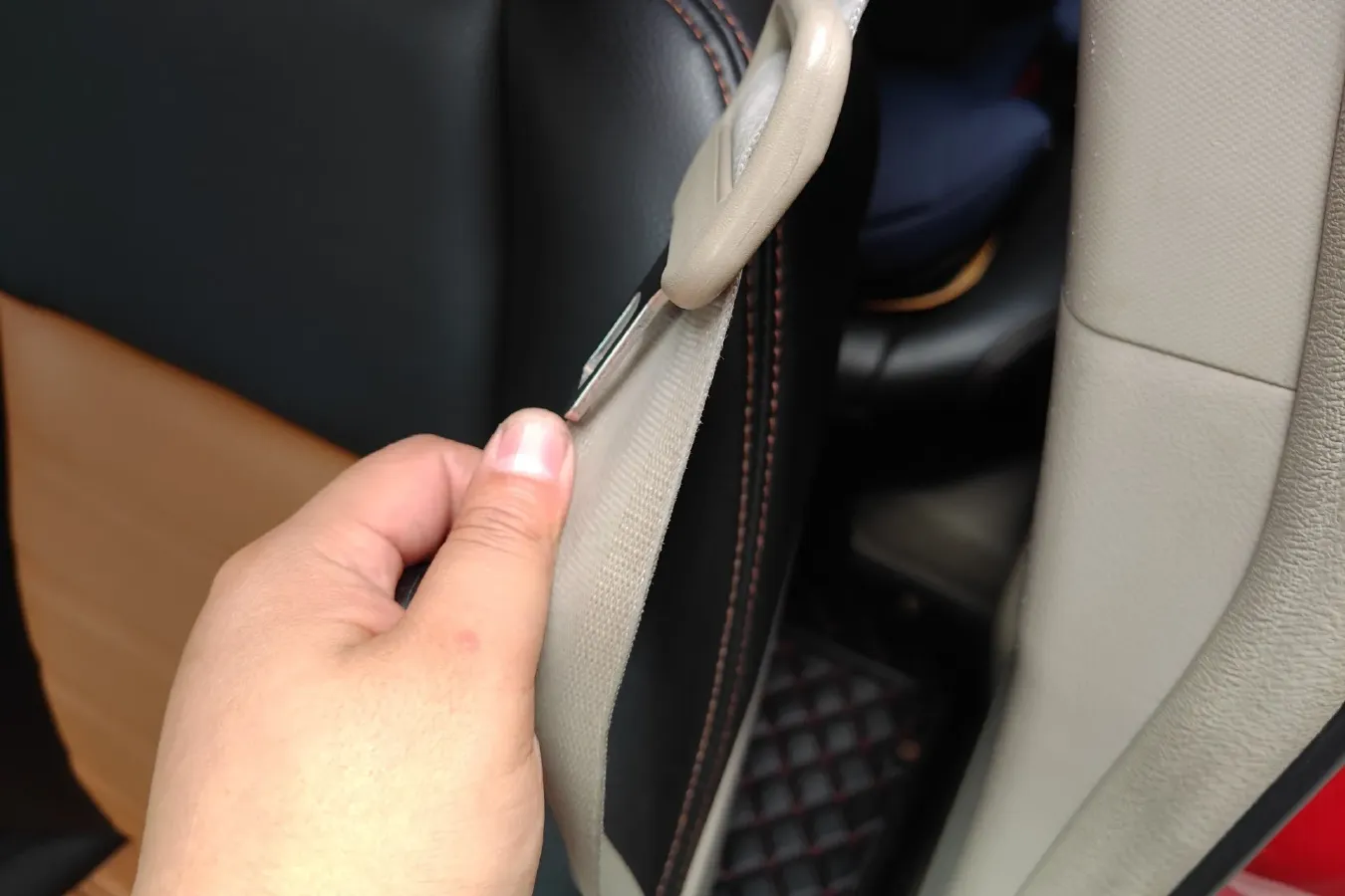 2012 Ciimo Ciimo 1.8L 140HP L4 5AT,autocango,china used car exporter,china ev exporter,chinese used car exporter,chinese used ev exporter