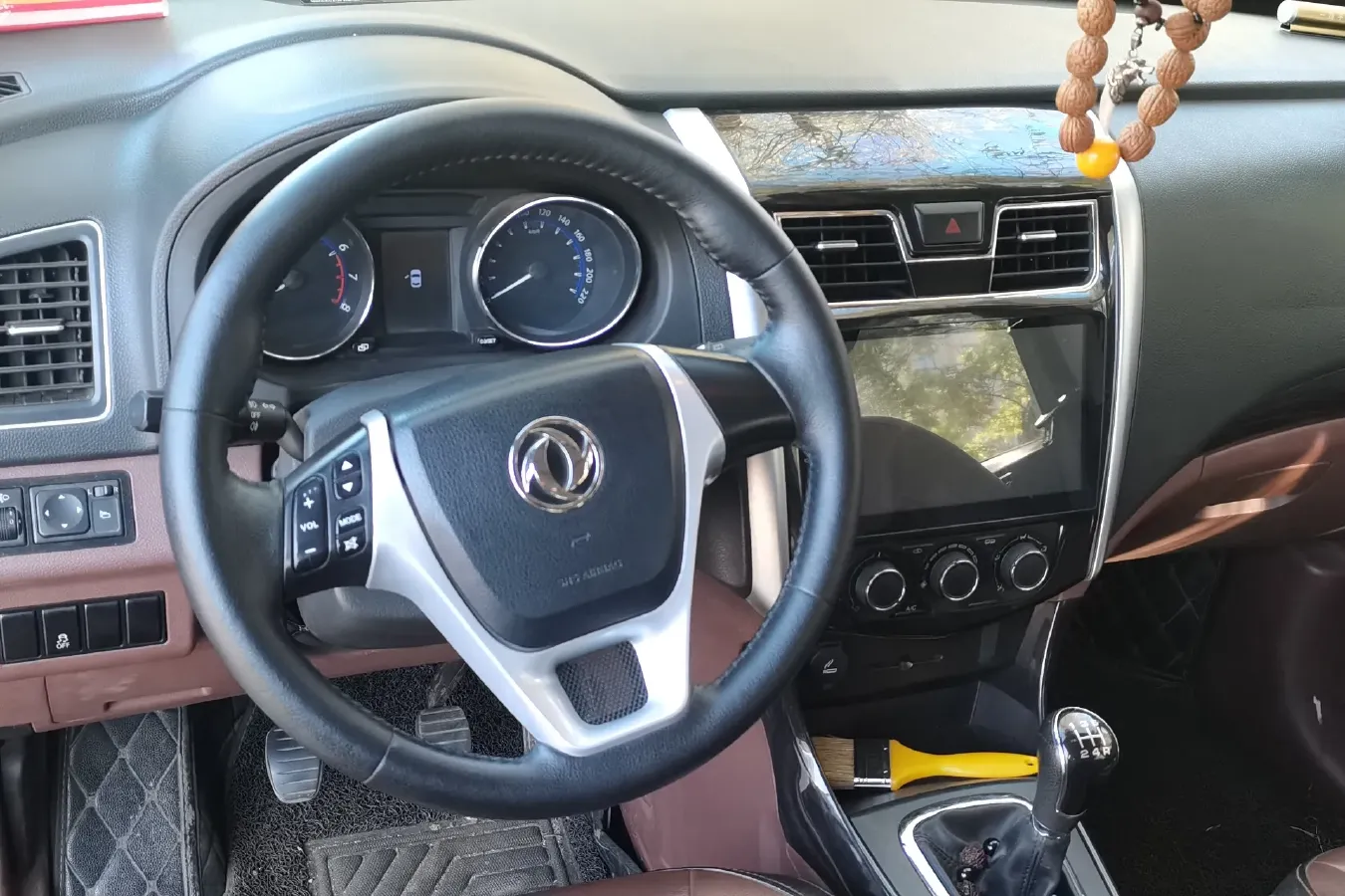 2016 DongFeng Forthing SX6 1.6L 122HP L4 5MT,autocango,china used car exporter,china ev exporter,chinese used car exporter,chinese used ev exporter