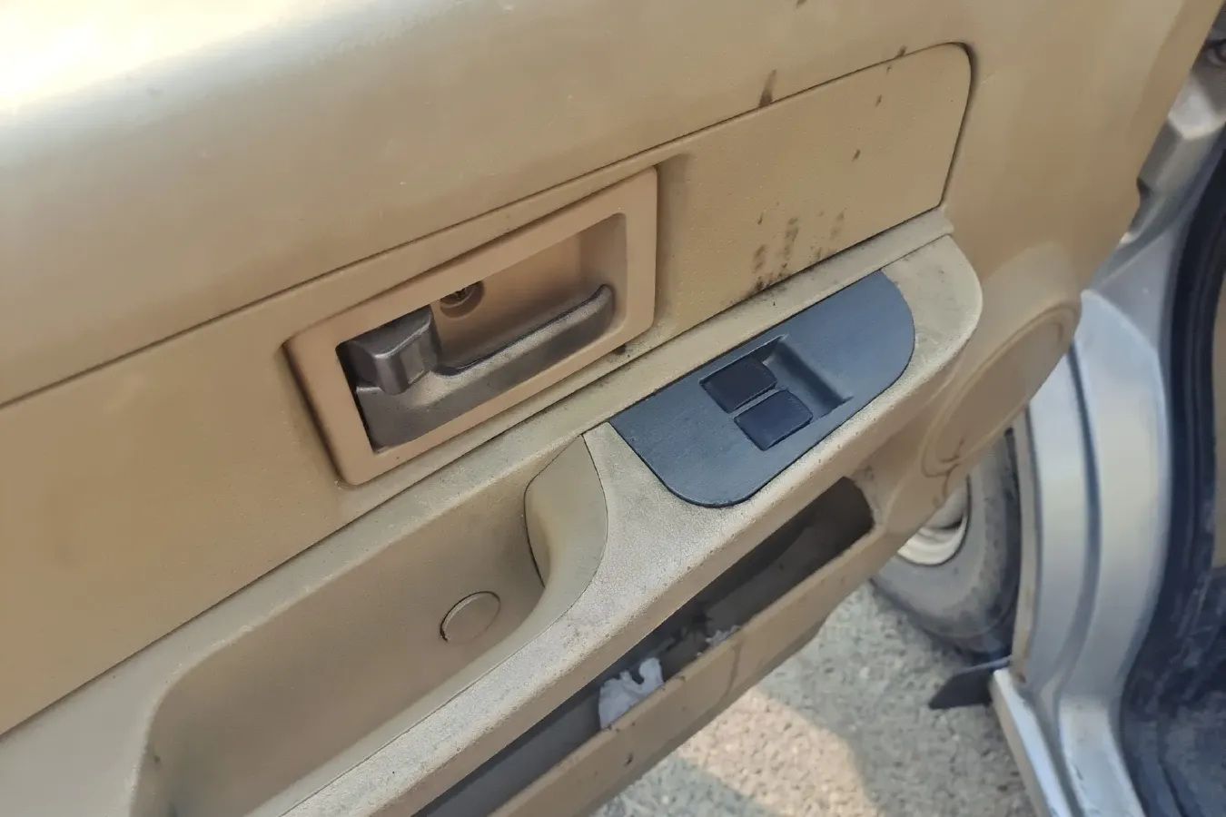 2012 DongFeng DFSK C37 1.4L 101HP L4 5MT,autocango,china used car exporter,china ev exporter,chinese used car exporter,chinese used ev exporter