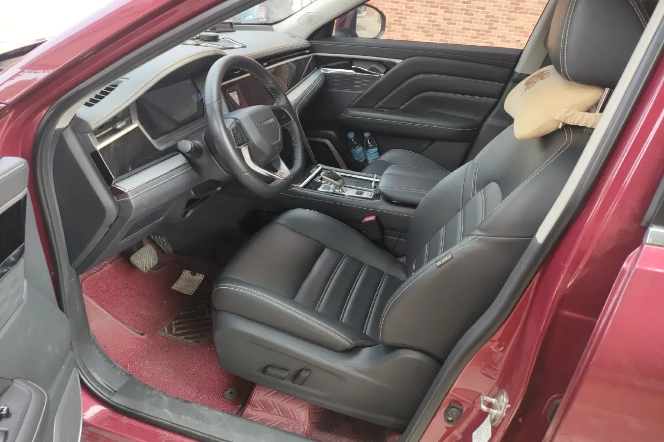 2020 Venucia Star 1.5T 190HP L4 7DCT,autocango,china used car exporter,china ev exporter,chinese used car exporter,chinese used ev exporter