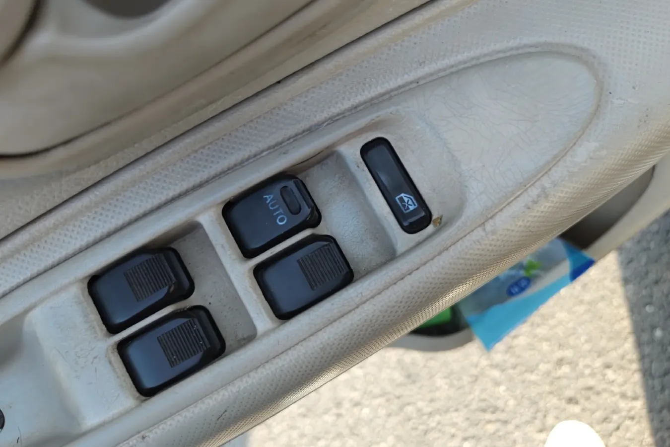 2011 FAW Senia M80 1.3L 91HP L4 5MT,autocango,china used car exporter,china ev exporter,chinese used car exporter,chinese used ev exporter