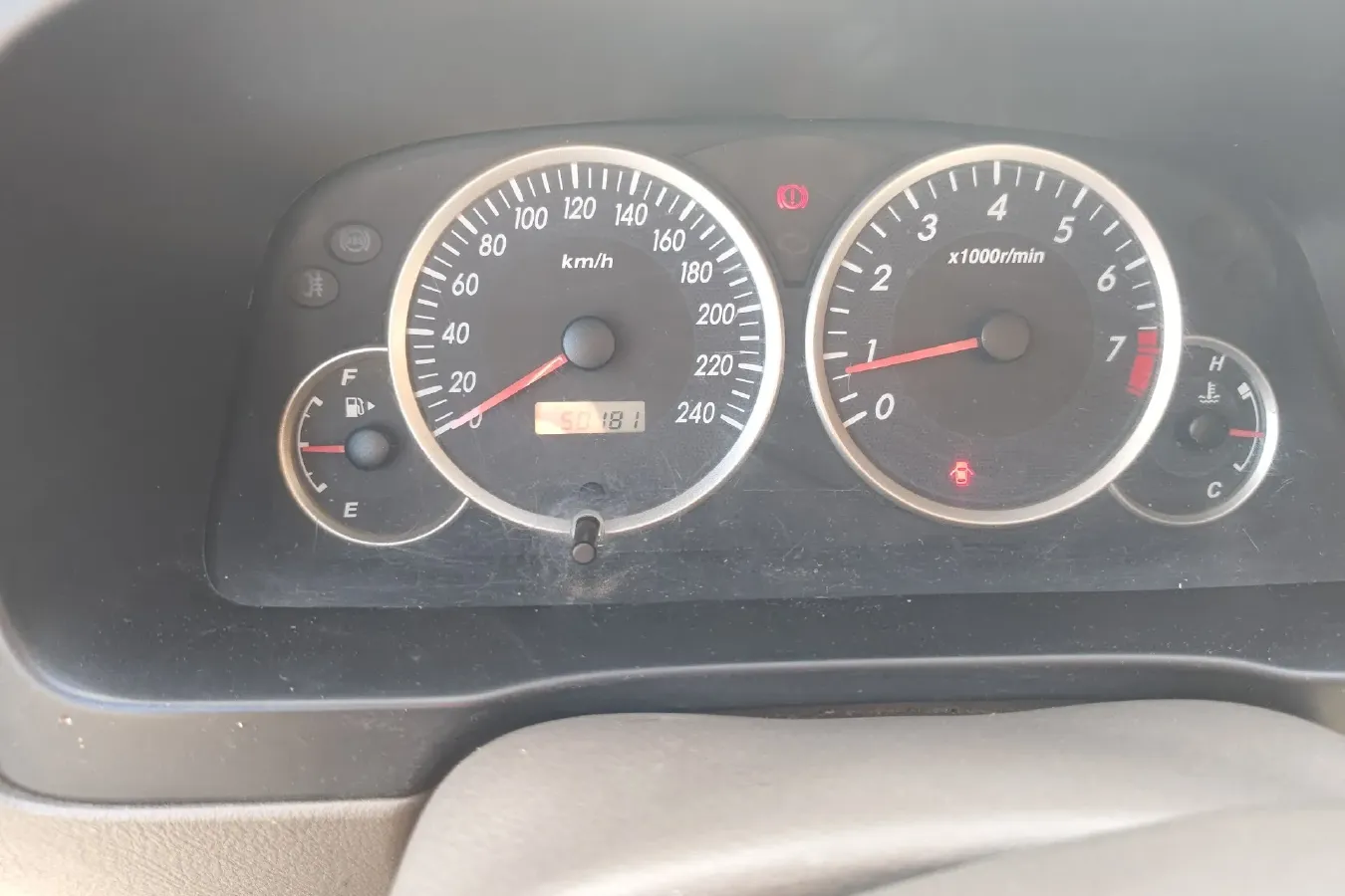 2011 FAW Senia M80 1.3L 91HP L4 5MT,autocango,china used car exporter,china ev exporter,chinese used car exporter,chinese used ev exporter