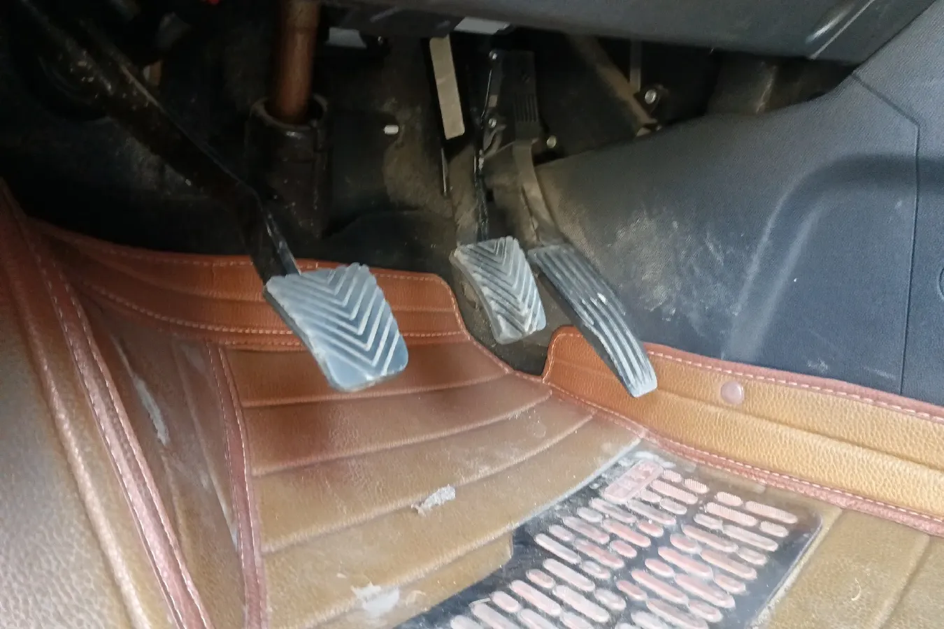 2014 JAC Refine S5 1.5T 174HP L4 6MT,autocango,china used car exporter,china ev exporter,chinese used car exporter,chinese used ev exporter