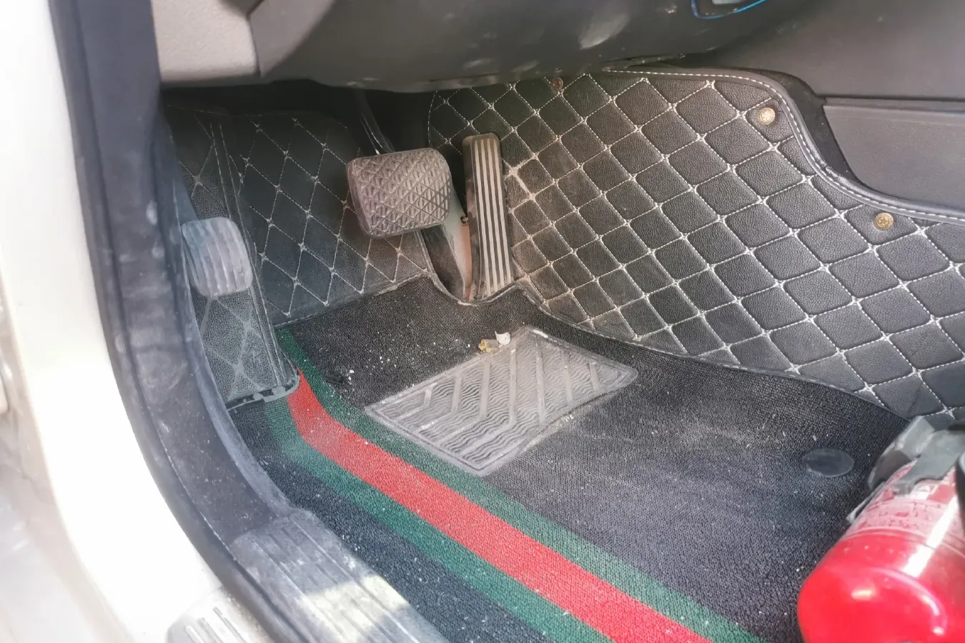 2010 Mercedes-Benz C Class 1.6T 156HP L4 5AT,autocango,china used car exporter,china ev exporter,chinese used car exporter,chinese used ev exporter