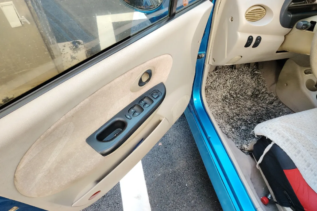 2012 Chery QQ3 1.0L 69HP L3 5MT,autocango,china used car exporter,china ev exporter,chinese used car exporter,chinese used ev exporter