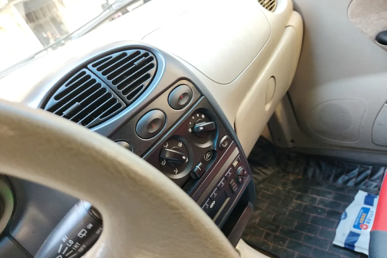 2012 Chery QQ3 1.0L 69HP L3 5MT,autocango,china used car exporter,china ev exporter,chinese used car exporter,chinese used ev exporter