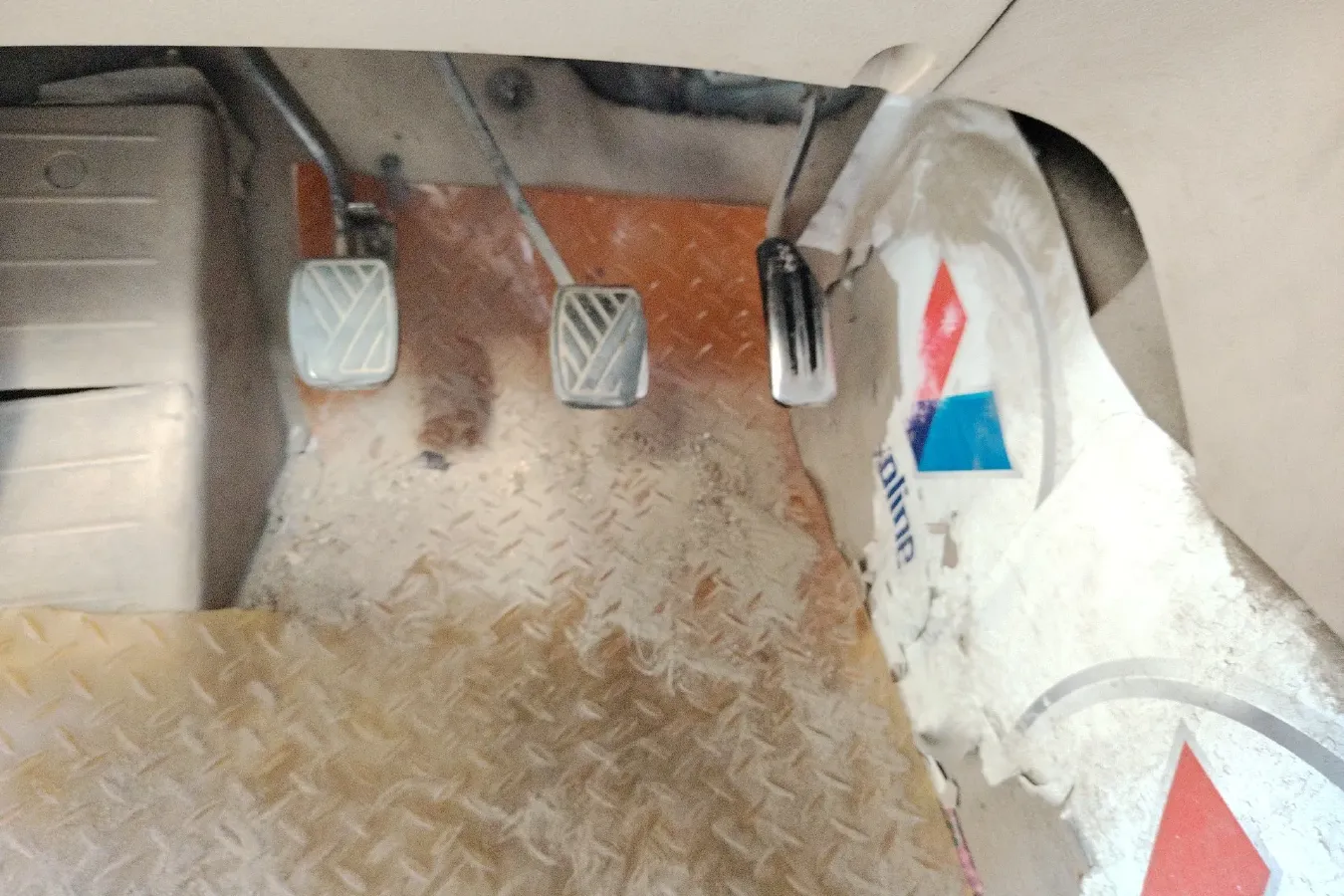 2012 ChangAn Kaicene Honor S 1.3L 92HP L4 5MT,autocango,china used car exporter,china ev exporter,chinese used car exporter,chinese used ev exporter