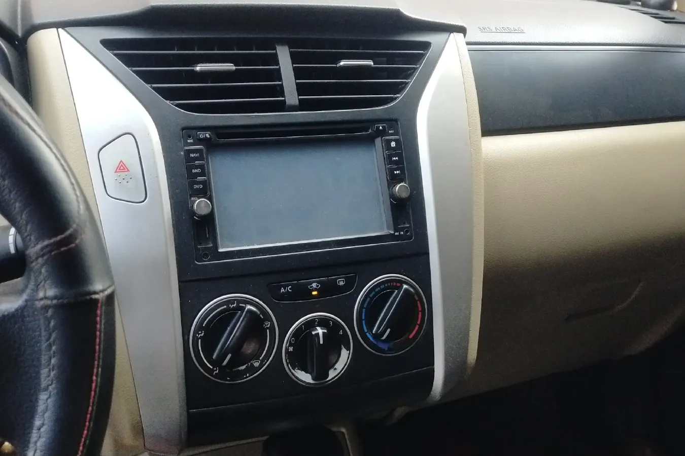 2013 Venucia R50 1.6L 117HP L4 5MT,autocango,china used car exporter,china ev exporter,chinese used car exporter,chinese used ev exporter